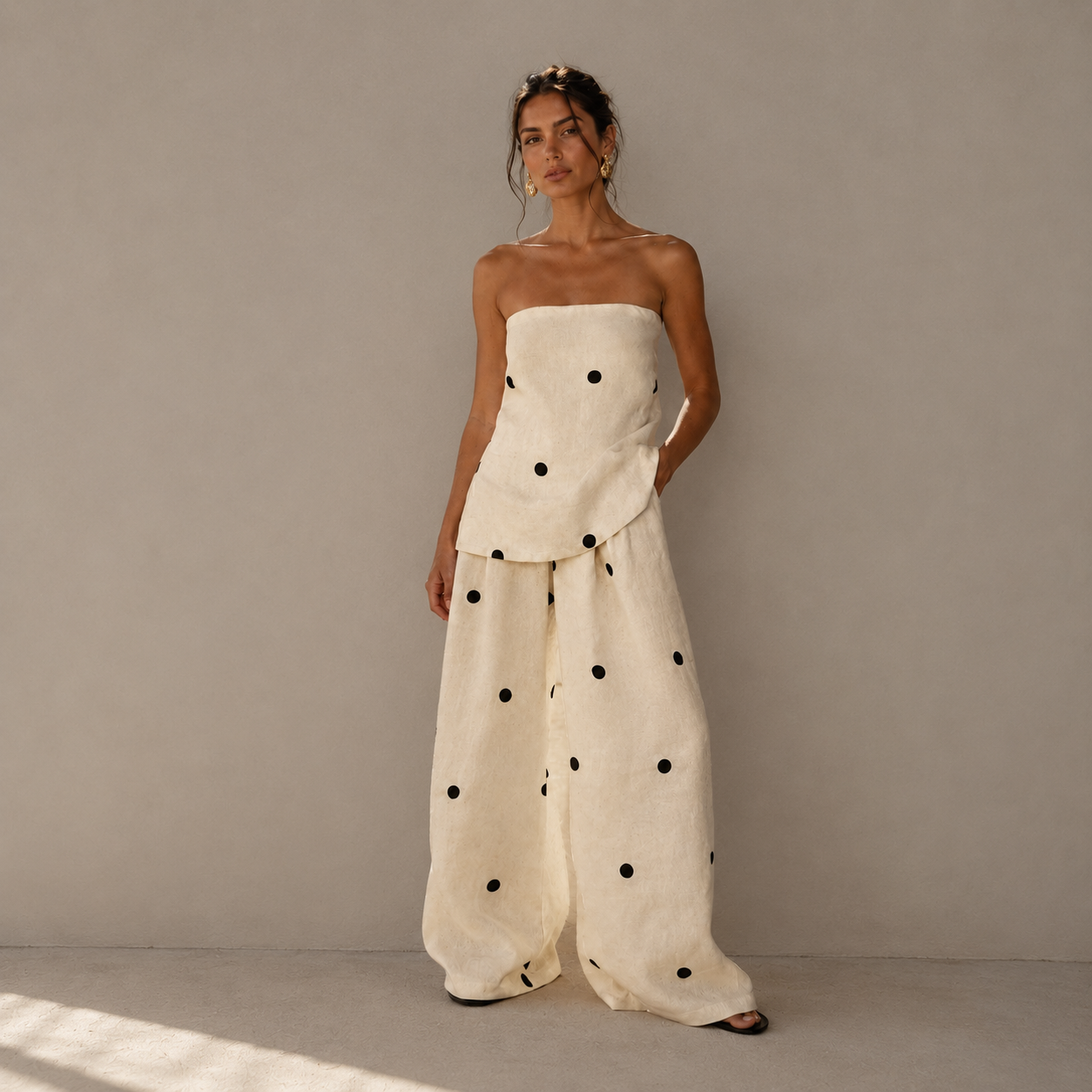 Alma™ | Completo mediterraneo a pois